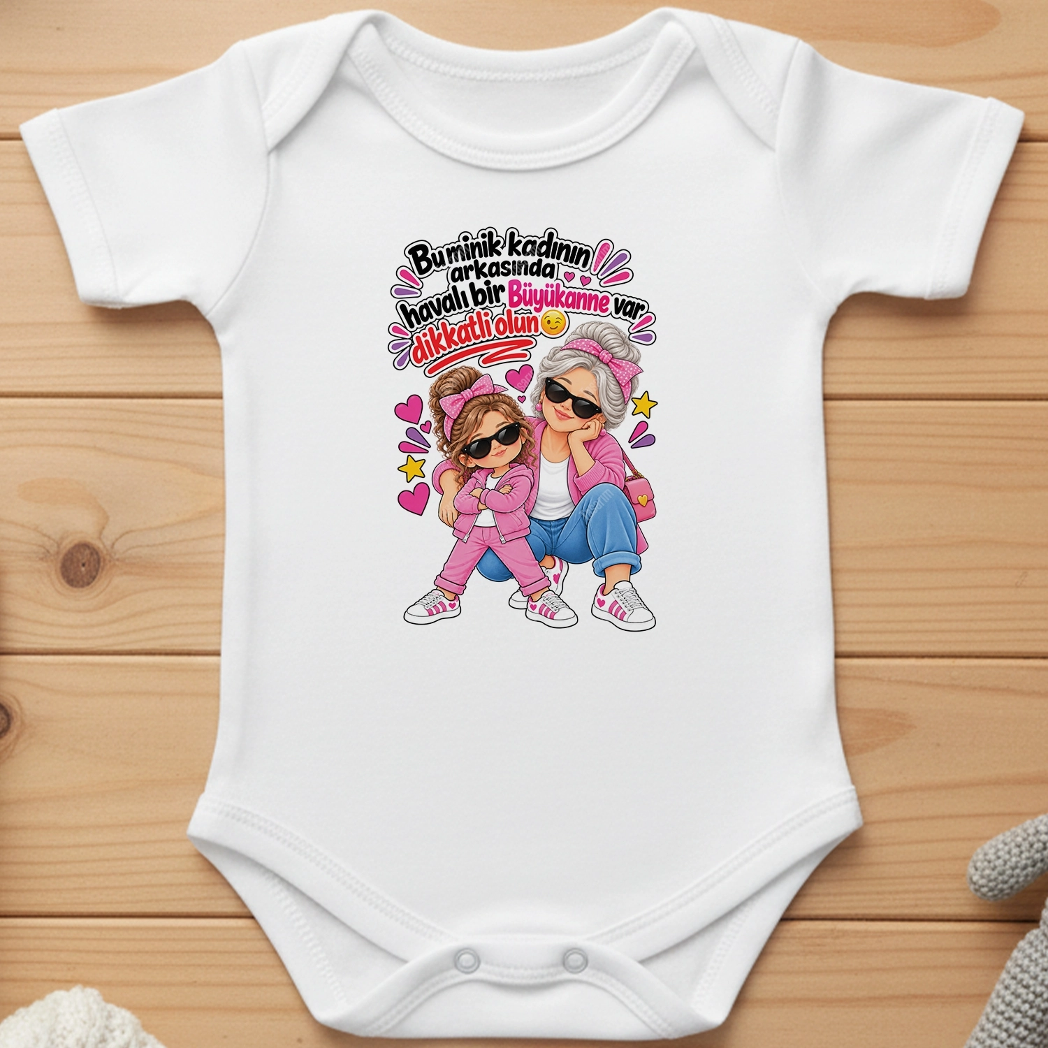 Bu Minik Kadının Arkasında Havalı Bir Büyükanne Var Dikkatli Olun - Bebek Body Zıbın
