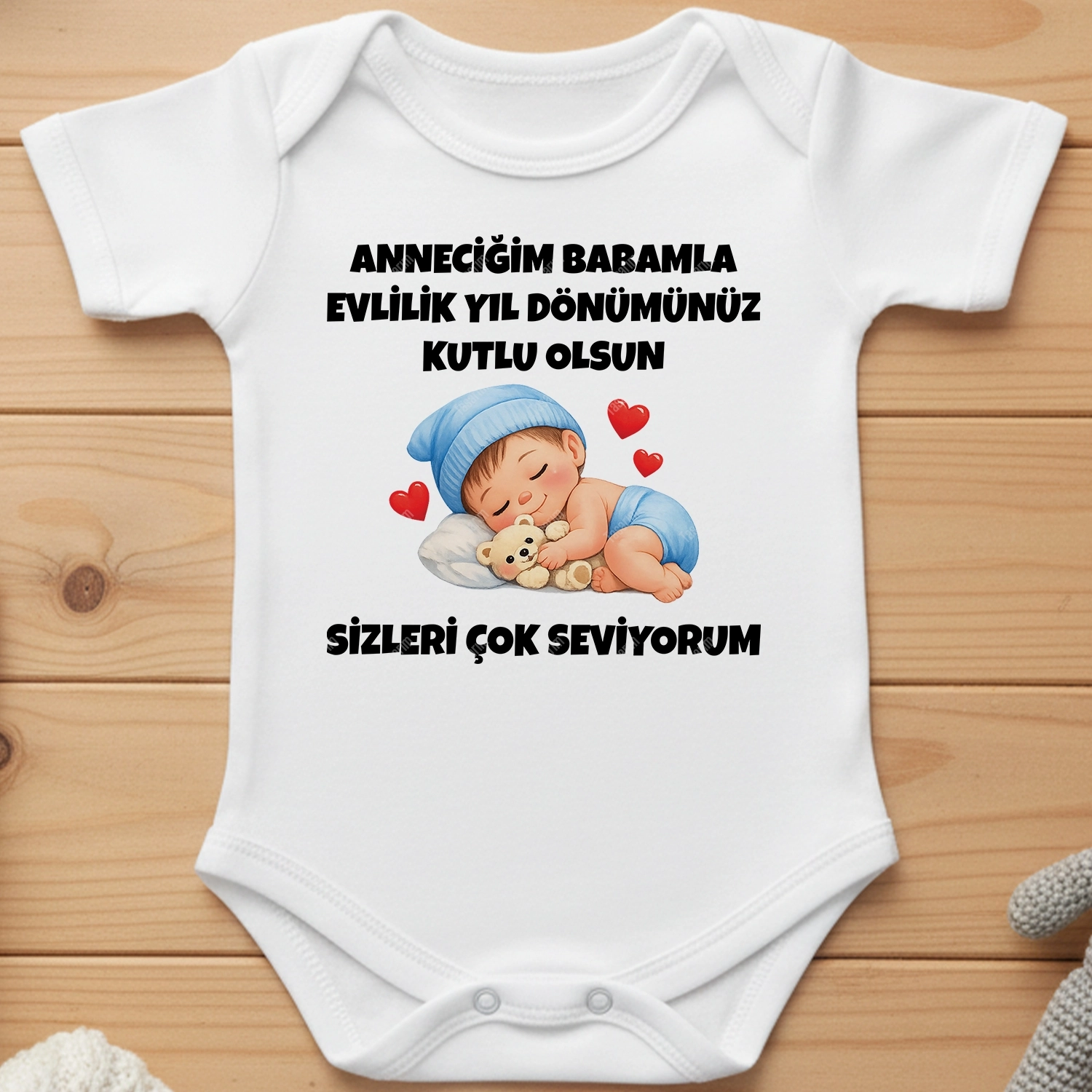 Anneciğim Babamla Evlilik Yıl Dönümünüz Kutlu Olsun Sizleri Çok Seviyorum - Bebek Body Zıbın