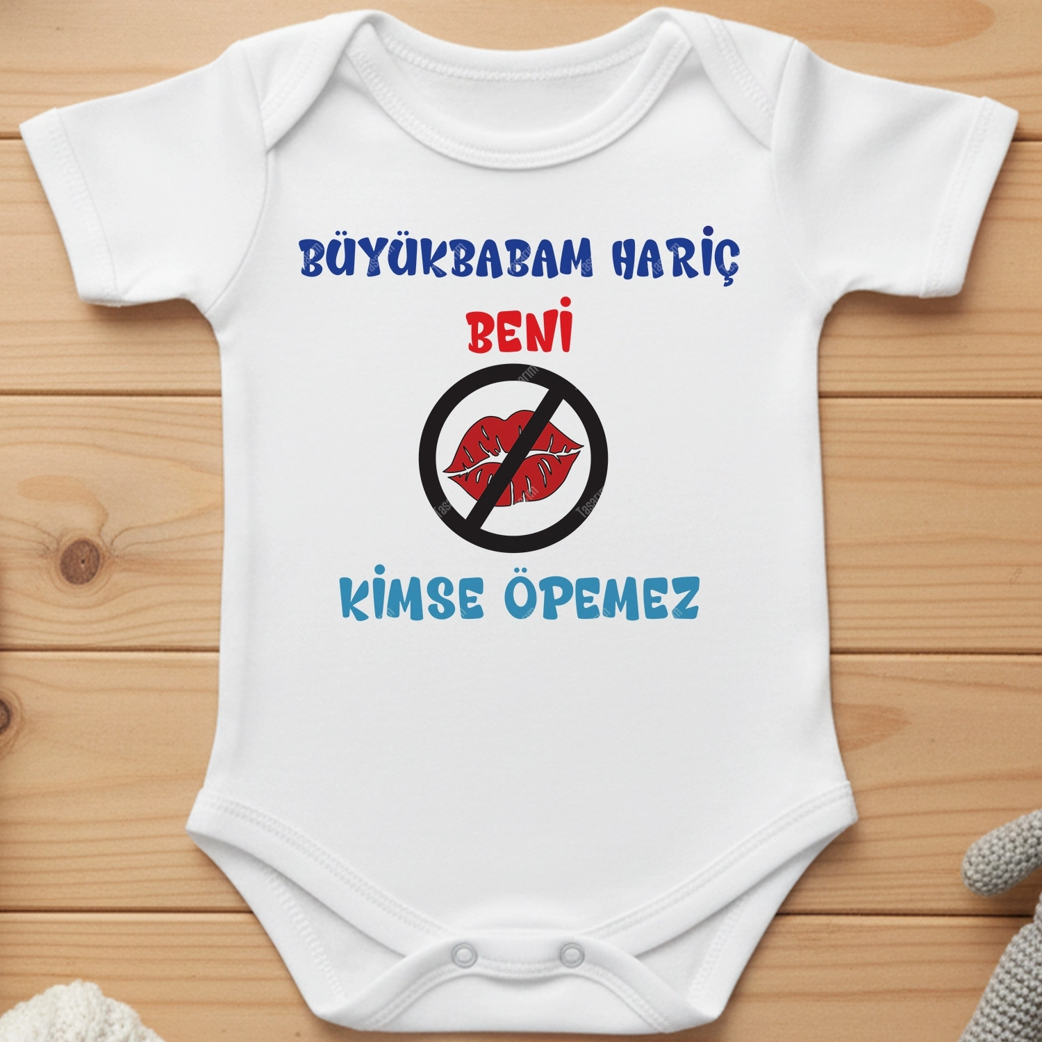 Büyükbabam Hariç Beni Kimse Öpemez - Bebek Body Zıbın