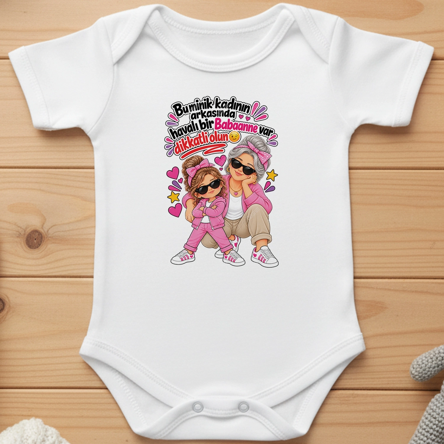 Bu Minik Kadının Arkasında Havalı Bir Babaanne Var Dikkatli Olun - Bebek Body Zıbın