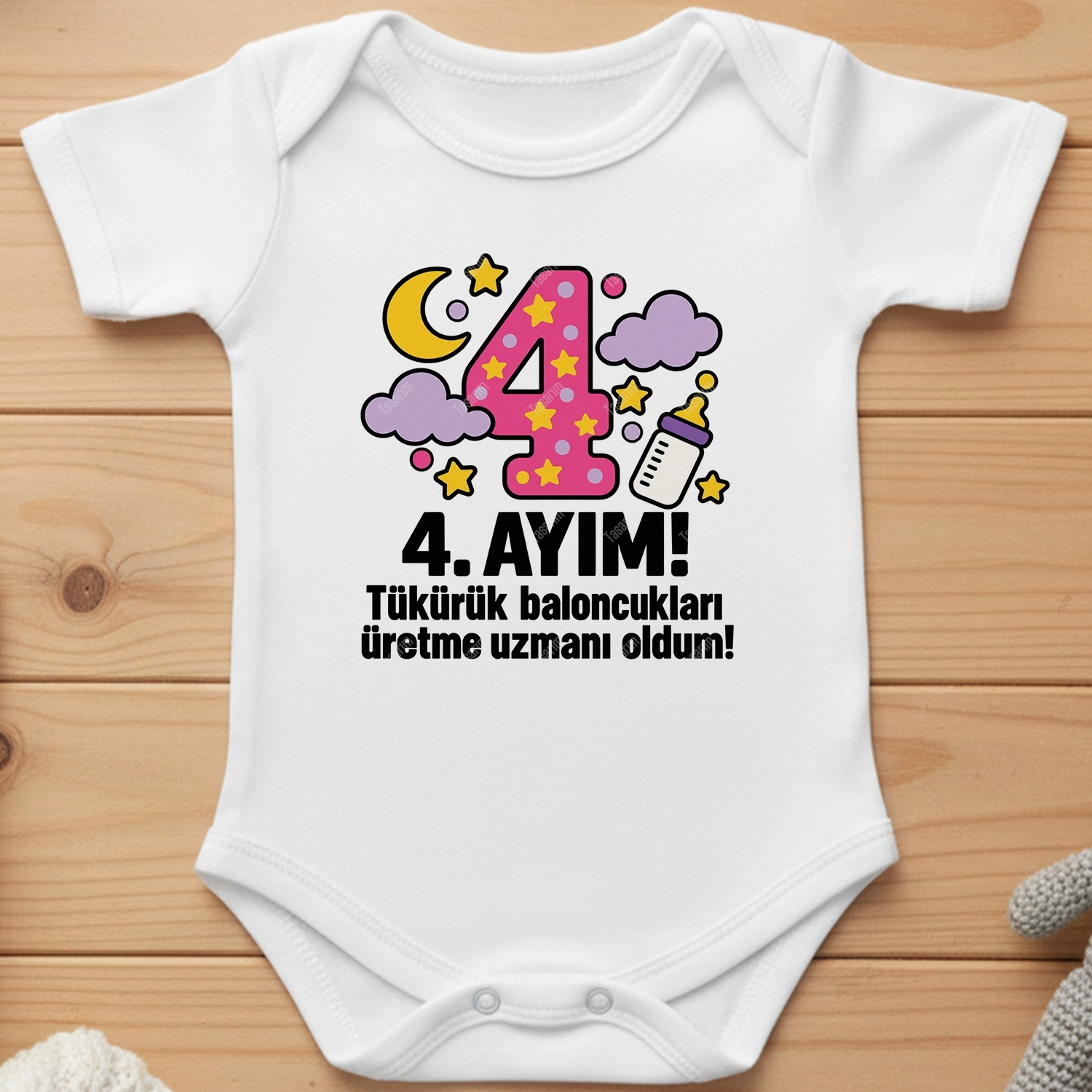4. Aylık - Tükürük Baloncukları Üretme Uzmanı Oldum - Bebek Body Zıbın