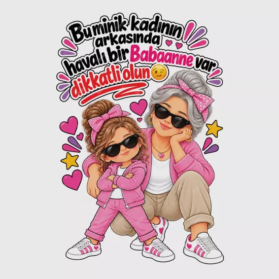 Bu Minik Kadının Arkasında Havalı Bir Babaanne Var Dikkatli Olun